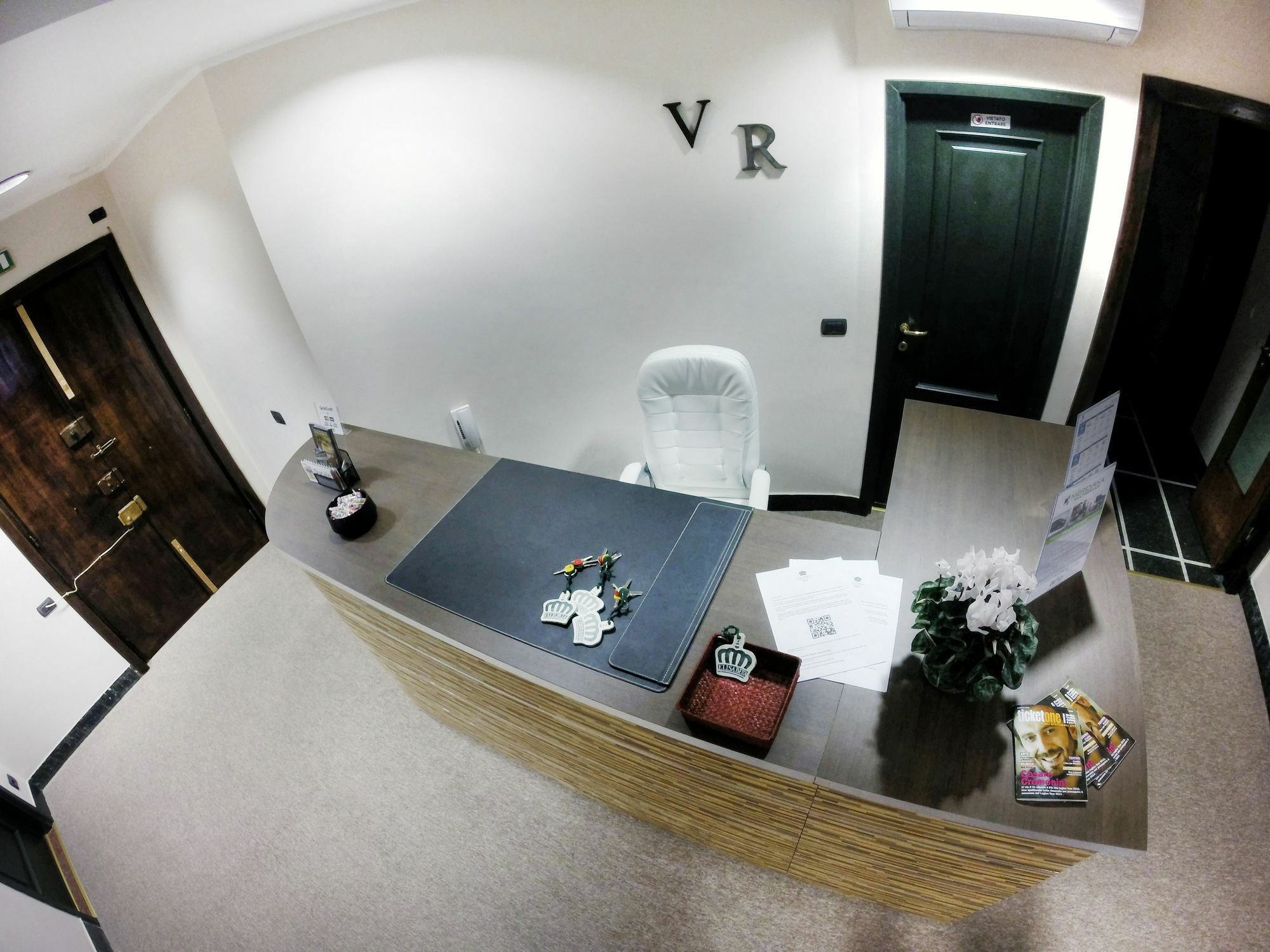 Guesthouse Vittoria Rooms - The Original Since 2015 Genua Zewnętrze zdjęcie